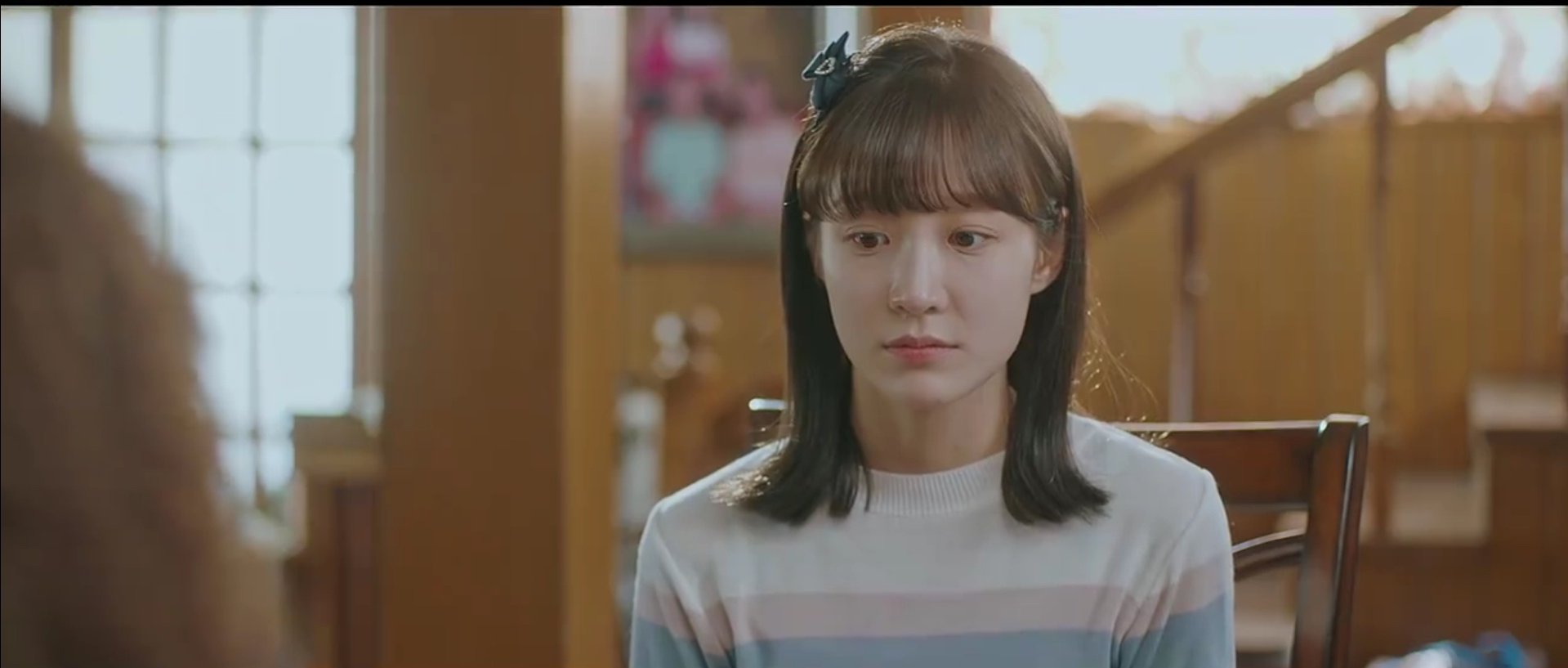 A still from My Perfect Stranger AKA Run Into You, Season 1, Episode 7.