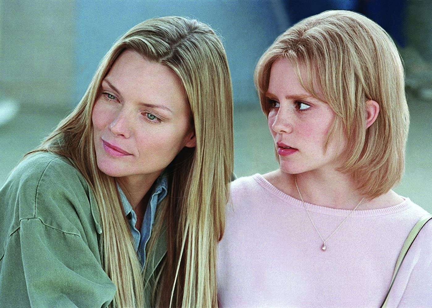 Ingrid in White Oleander (2002)