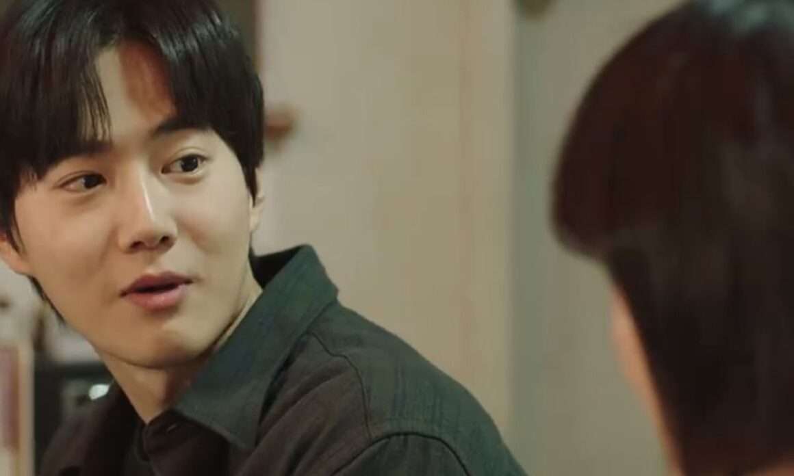 A still from Behind Your Touch (Season 1), Episode 5.