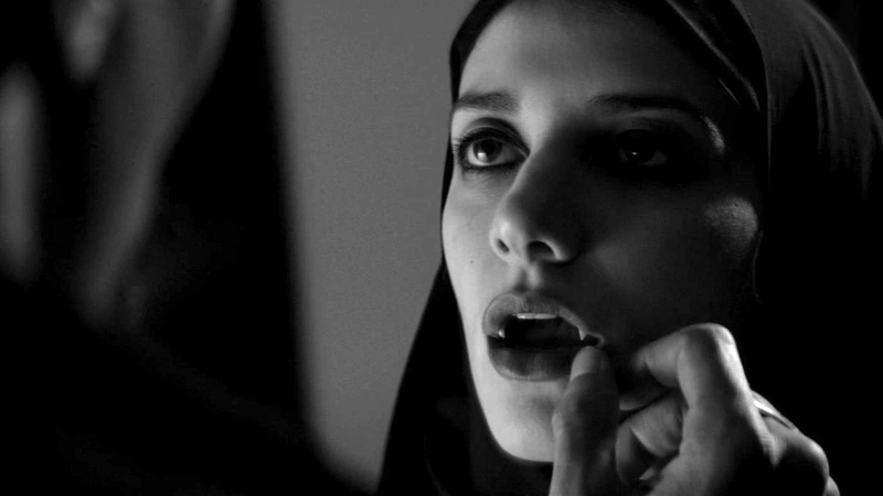 A Girl Walks Home Alone At Night (2014) - hof
