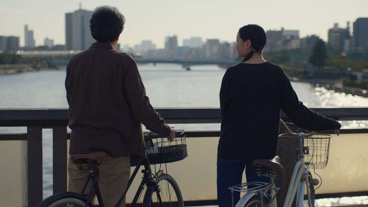 A still from Perfect Days (2023). 