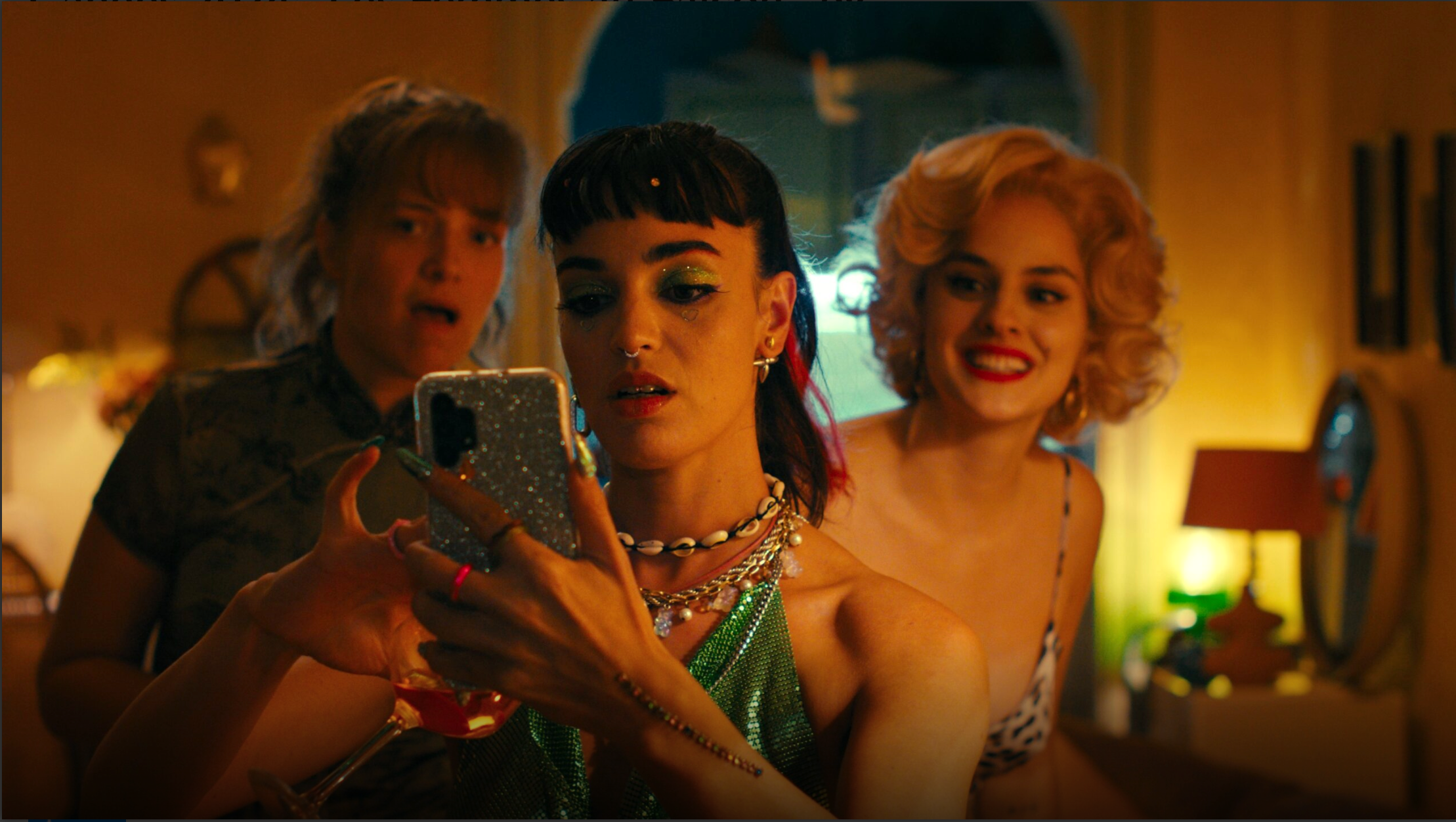 Cannes 2024 Lineup: Les Femmes au balcon directed by Noémie Merlant 