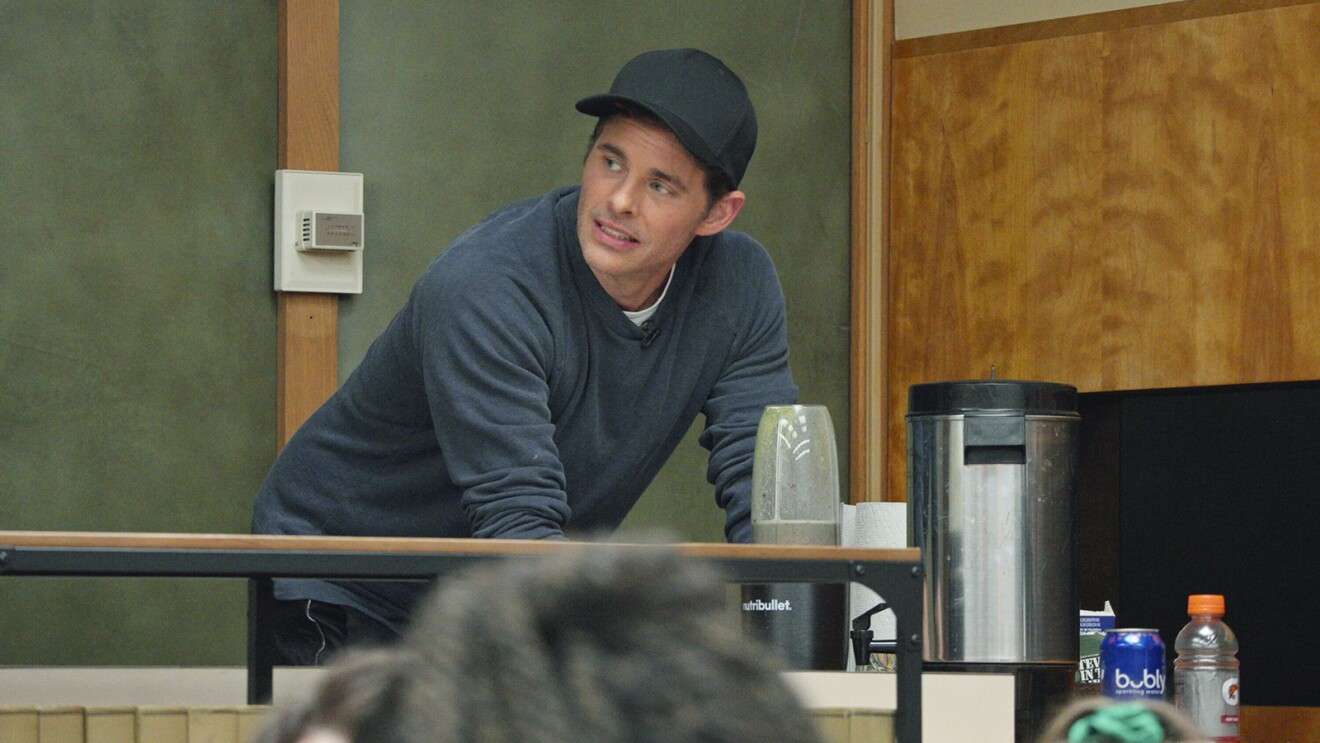 James Marsden portrays himself on Jury Duty (Freevee/Amazon).