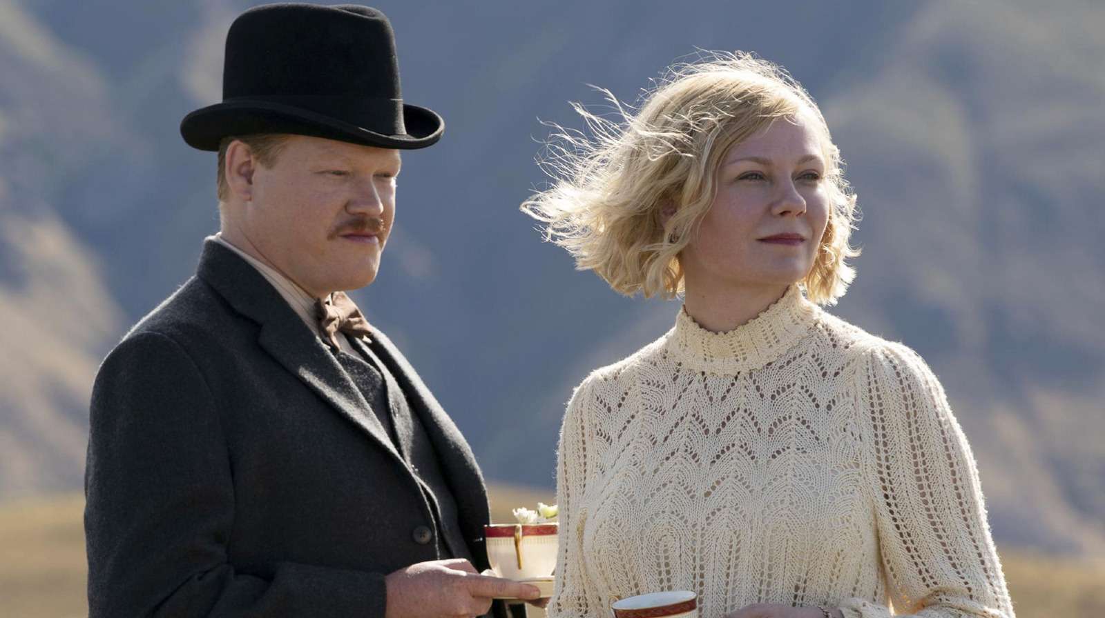 Jesse Plemons and Kirsten Dunst in The Power of the Dog
