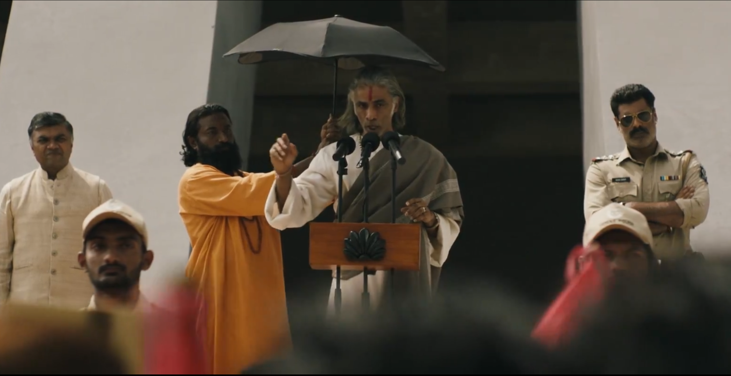 A still from Monkey Man (2024). 