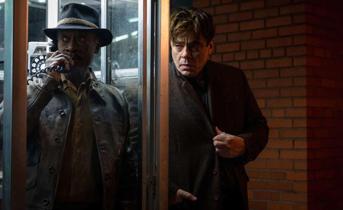 Benicio del Toro performances - No Sudden Move (2021)