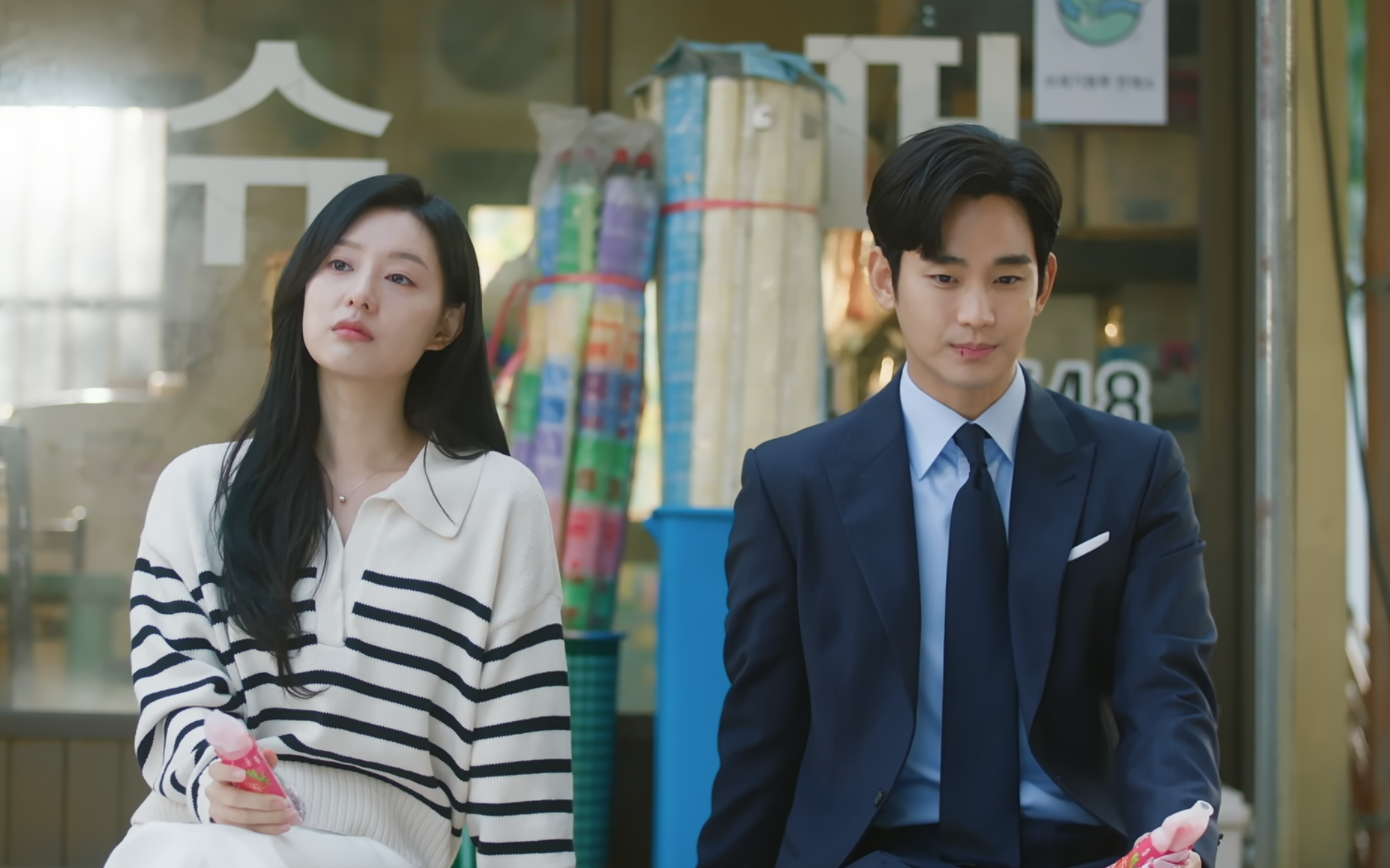 A still from Queen of Tears Episode 10. 