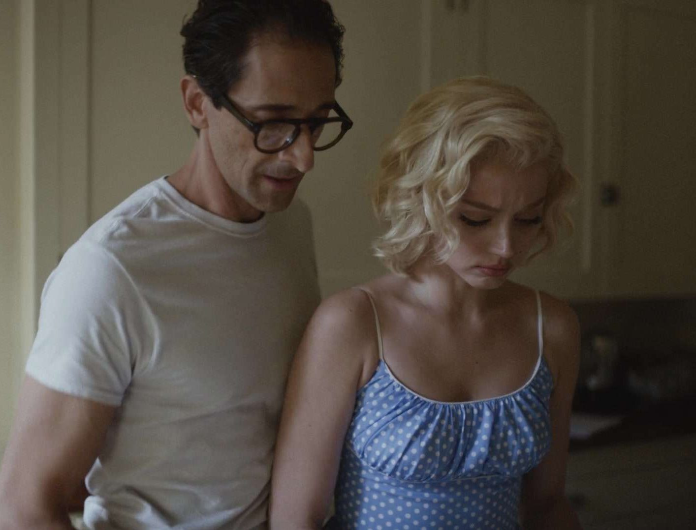 Adrien Brody Blonde (2022)