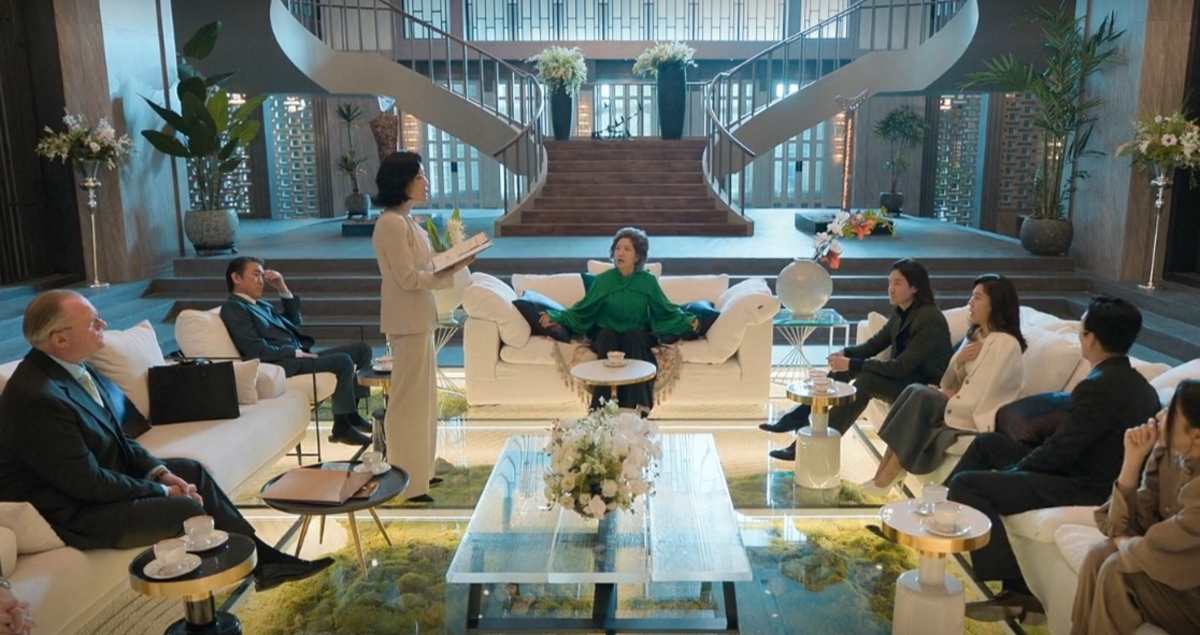 Red Swan (Season 1 Finale) Episodes 9 & 10