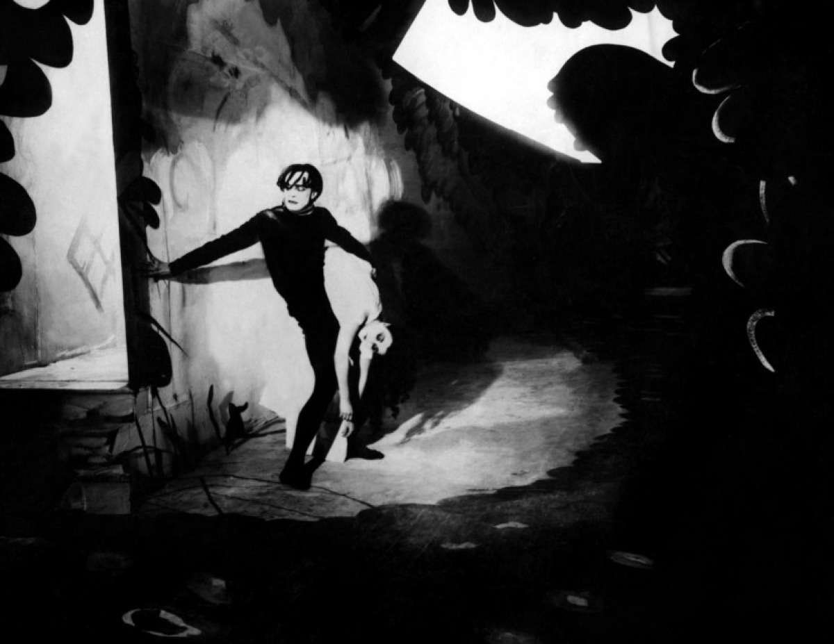 The Cabinet of Dr. Caligari (1920) Ending Explained & Themes Analysed