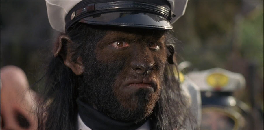 Keanu Reeves cameo in Freaked (1993)