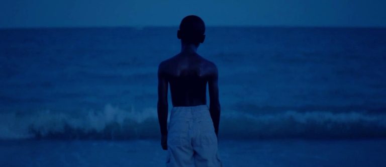 Moonlight [2016]: When a black boy gets the blues.