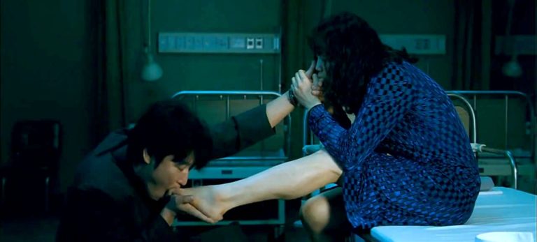 Thirst [2009]: Fairy tale of Love and Bloodlust