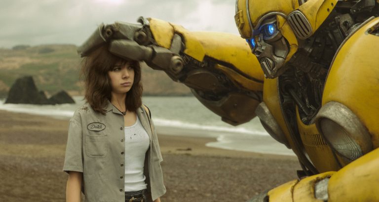 Bumblebee [2018] Review: When a Franchise Transforms