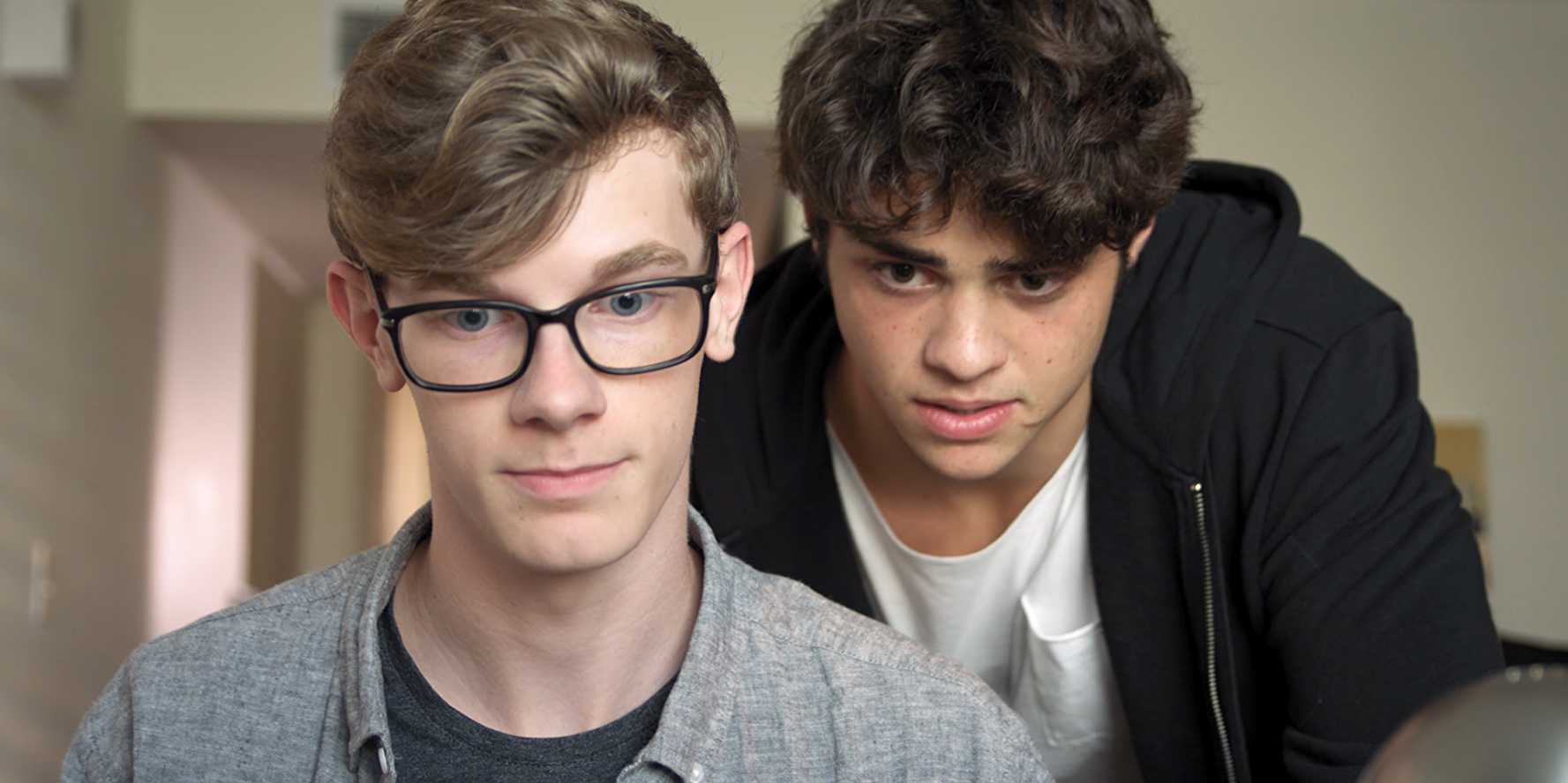 Noah Centineo and Kendall Ryan Sanders in Swiped Netflix Movie