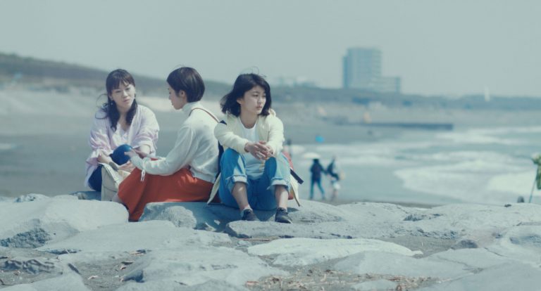 ​Jeux De Plage [2019] ‘Japan Cuts’ Review : A French breeze on a Japanese Beach