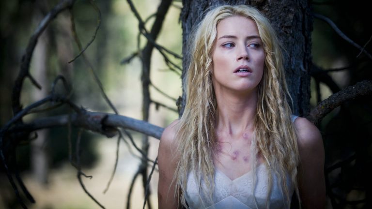 The Ward [2010] Review: Not Carpenteresque Enough