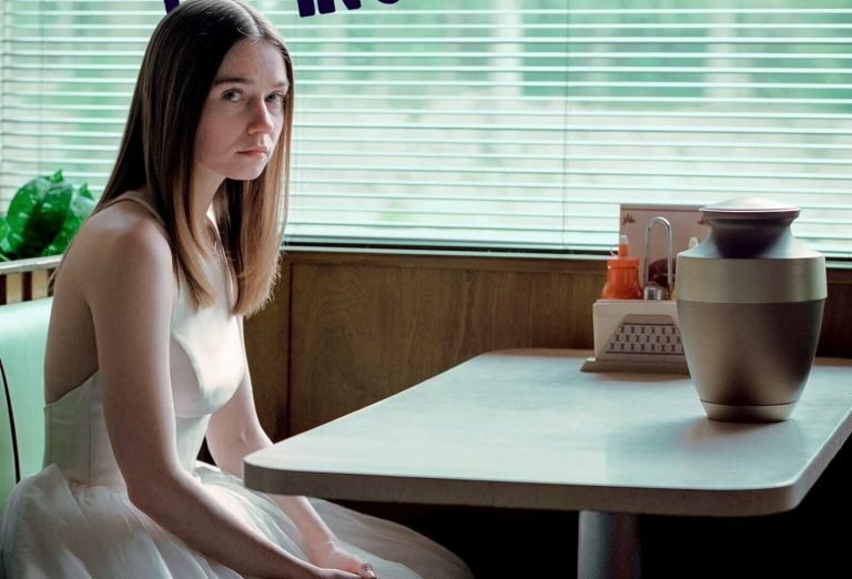 The End of the F***ing World (Season 2) Netflix Review: Tarnishes the first season