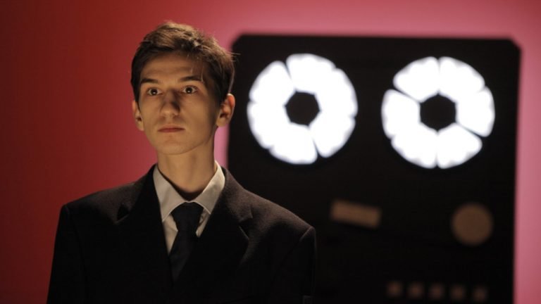 Uppercase Print [2020] ‘Berlin’ Review – A Frustratingly Overlong yet a Significant Account of State Oppression