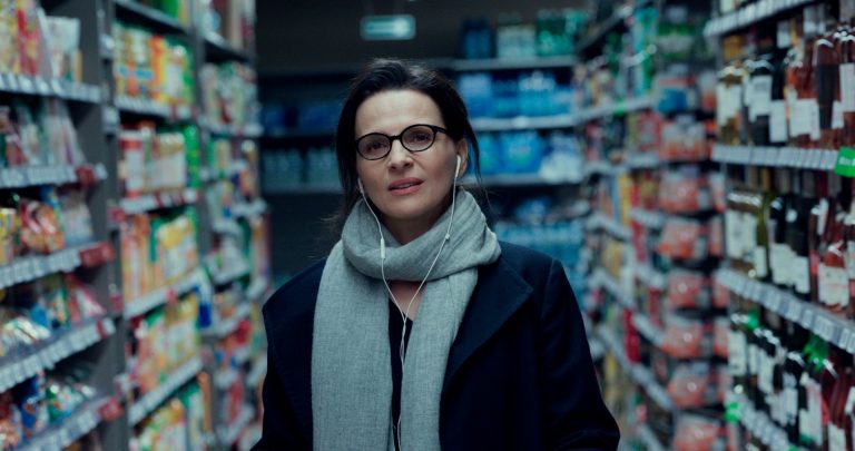 Who You Think I Am [2020] Review: A layered physiological fallout due to Catfishing