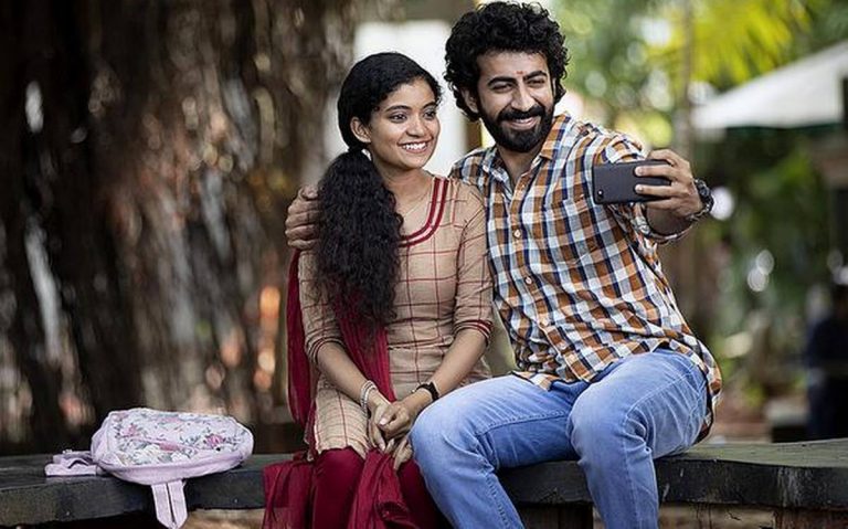 Kappela [2020] Netflix Review: A Game of Perception