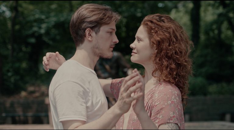 Aviva [2020] Review – A gender-fluid enigma about the relationship we have with ourselves and others