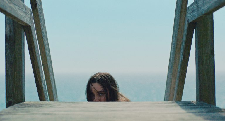 The Beach House [2020] Review – Low budget cosmic-horror doubles up as an eco fable