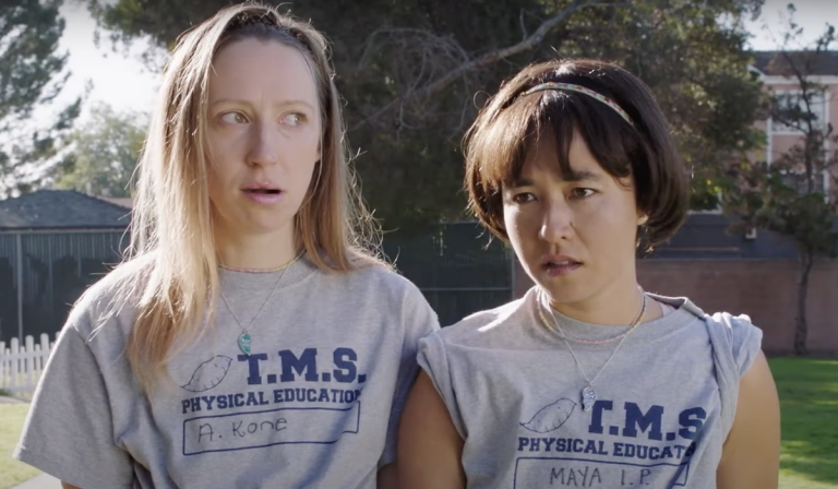 Pen15 (Season 2) HULU Review – Cringe Comedy that Manages to be Insightful