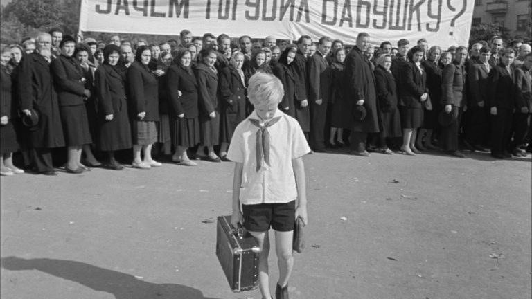 Welcome, Or No Trespassing [1964] Review – A Marvelous Soviet Camp Comedy