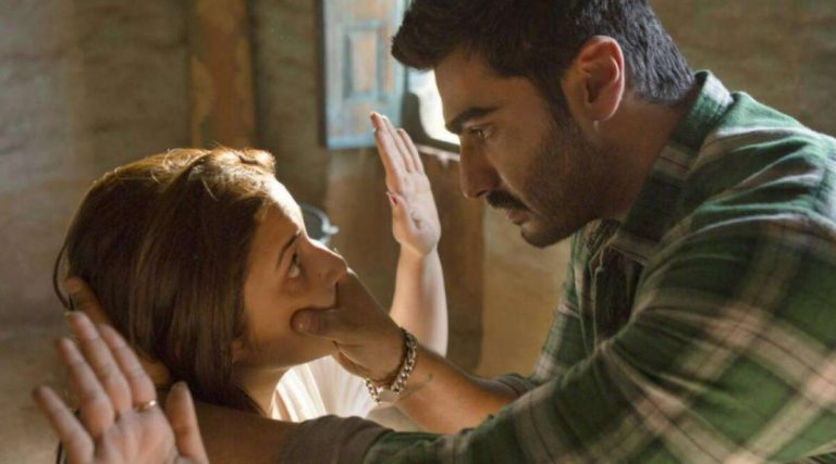 Sandeep Aur Pinky Faraar (2021) Movie Review: A Clever Thriller of Dual Motive