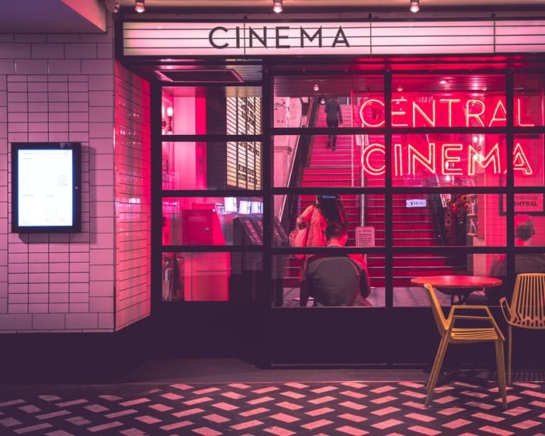 How to Bring Screenwriting Into the Classroom