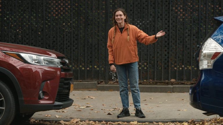 Editing (2021): ‘MUBI’ Review – A Quirky Take on Memory Making