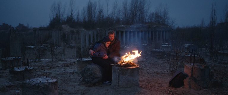 Reflection [2021]: ‘Venice’ Review – A Beautifully Shot Microcosmic Tale on Trauma & Violence