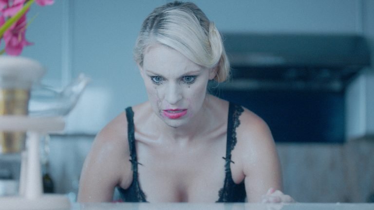 The Shattering [2021] Review – A droopy psychological drama that fizzes out too soon