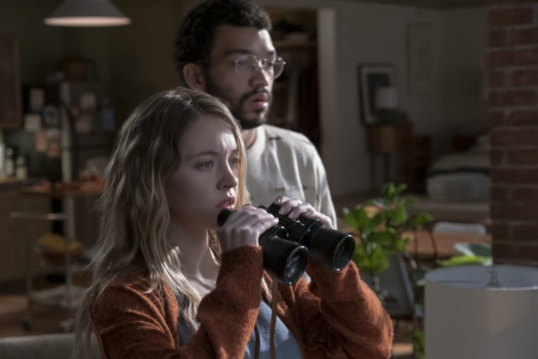 The Voyeurs (2021) Review: A Hypersexual Version Of South Park’s HumancentiPad Episode