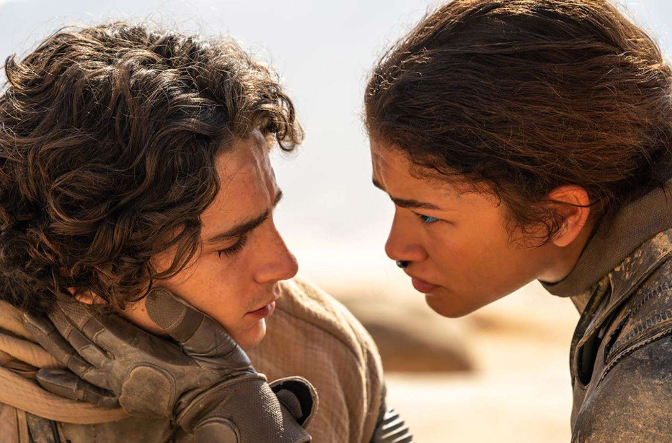 Timothée Chalamet & Zendaya in Dune (2021)