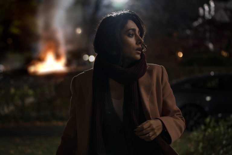 Invasion (Season 1) Review: This sci-fi series about people of Earth reacting to an incoming alien invasion is a stifling bore