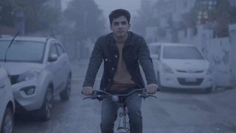 Mintgumri [2021]: ‘DIFF’ Review- Full of extraordinary, overwhelming gentleness, but never forgets its bracing honesty