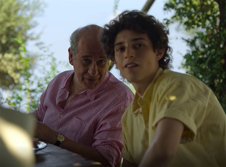 8 Films to Watch if you like The Hand of God on Netflix