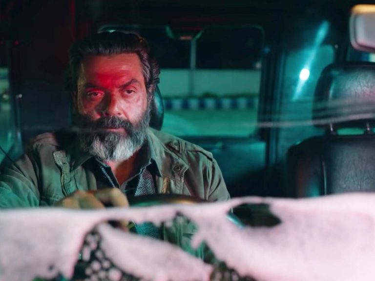 Love Hostel [2022] Zee5 Review: A Thrilling Setup is Wasted by Soulless Writing in this Star-crossed Romance