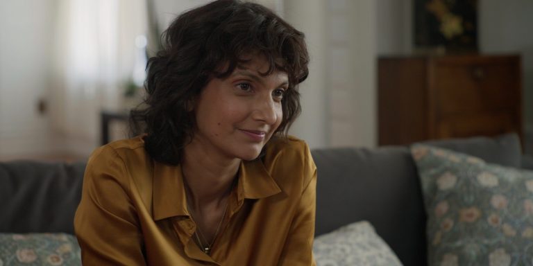 I’ll Show You Mine [2022] ‘SIFF’ Review – A clear-eyed, radically frank look into sexual exploration and trauma