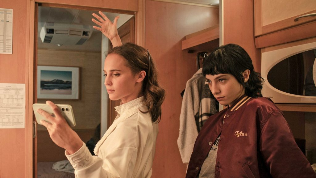 Irma Vep Episode 2 Recap Ending Explained (1)