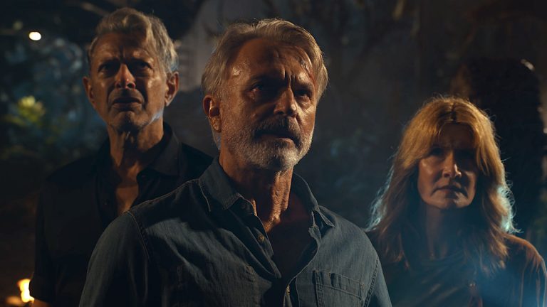 Jurassic World: Dominion (2022) Review – The Original Trio Saves This Film That Reduces Savage Dinosaurs to Clumsy Beasts