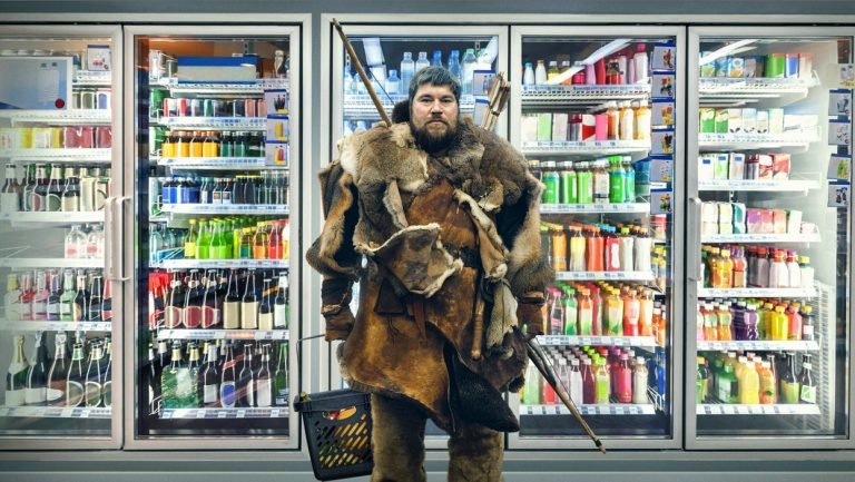 Wild Men [2021] Review: Humour at the Time of Mid-life Crisis