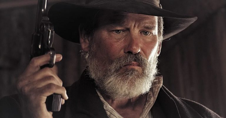 Black Wood (2022) Review: An Atmospheric but Unimpressive Supernatural Horror
