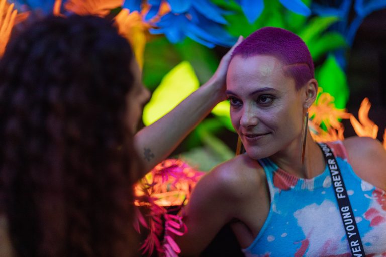 The Girls at the Back (2022) Netflix Miniseries: Review, Recap & Ending Explained – Which of these women has cancer?