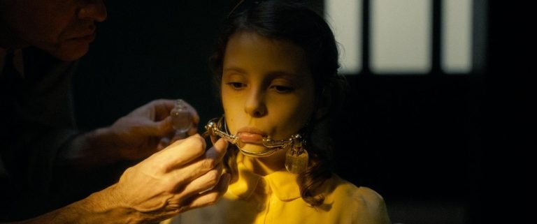Earwig (2022) Movie Ending, Explained – What does the painting mean?