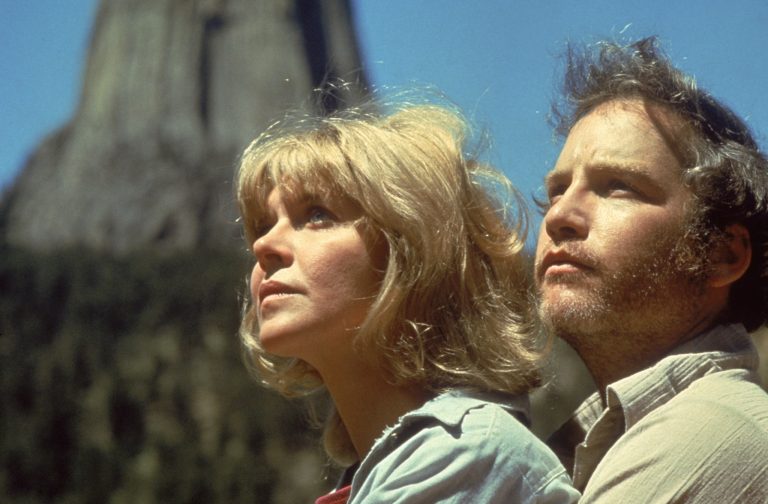Discovering Steven Spielberg’s Magic: Why The Fabelmans and Close Encounters of the Third Kind Should be a Double Bill