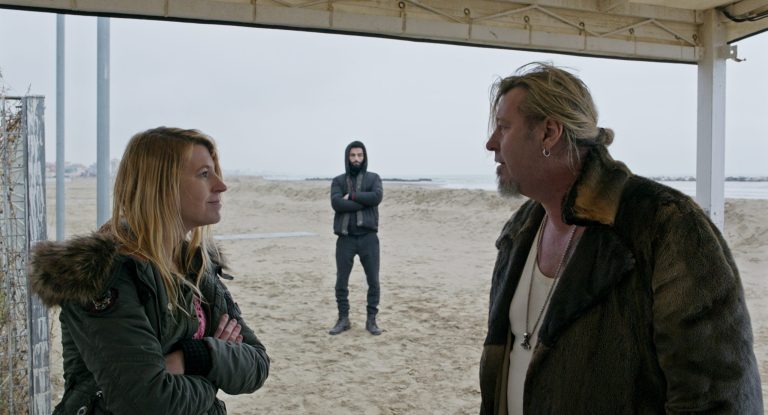Rimini (2022) Movie Review: An Intricate Character Study of a Despicable Has-Been Through Surreal Detours of his Psyche