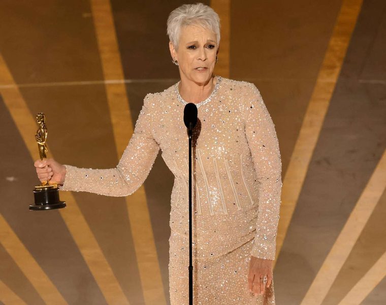 Biggest Oscar Upsets - Jamie Lee Curtis Everything Everywhere